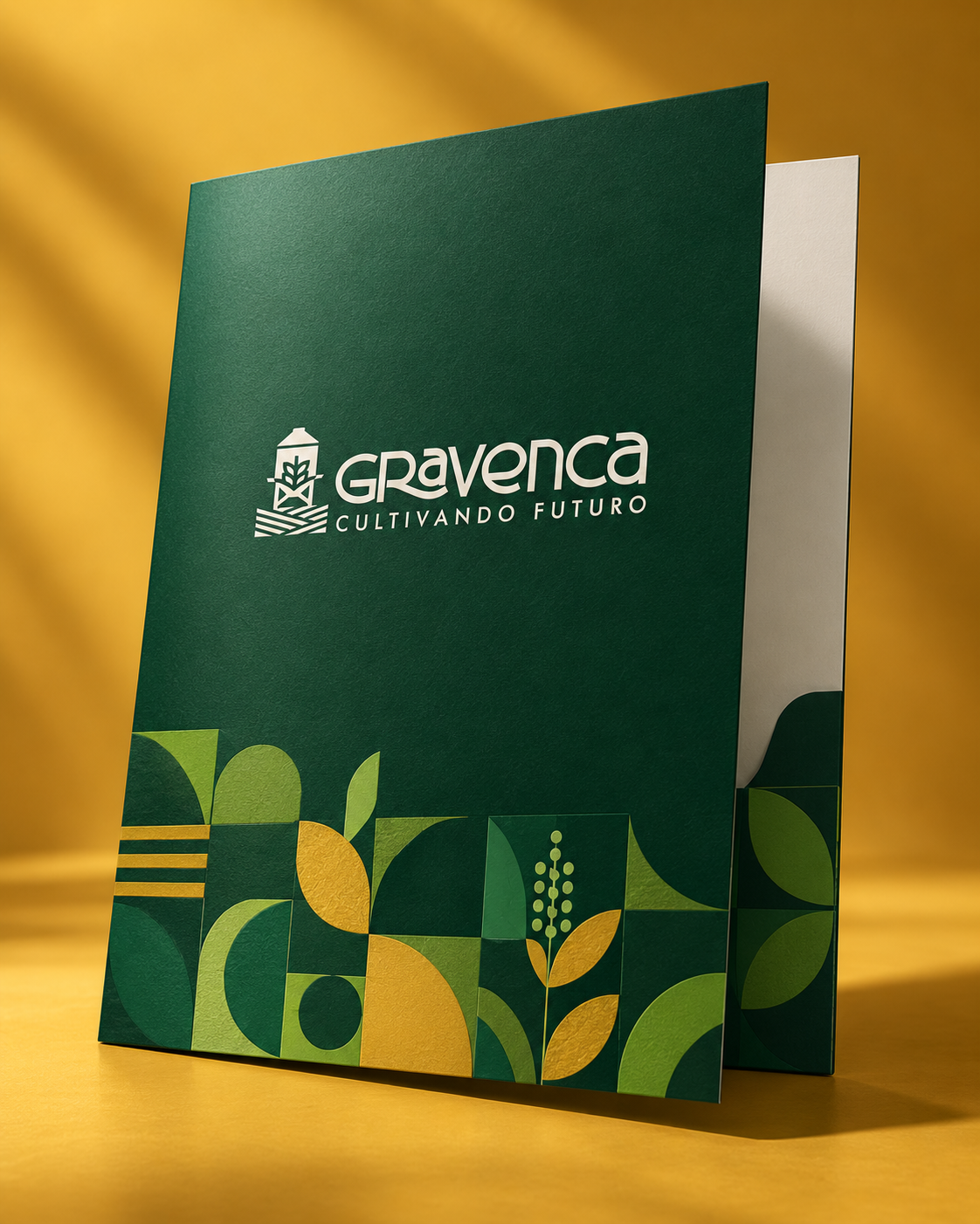 Carpeta corporativa de Gravenca en verde y amarillo maíz